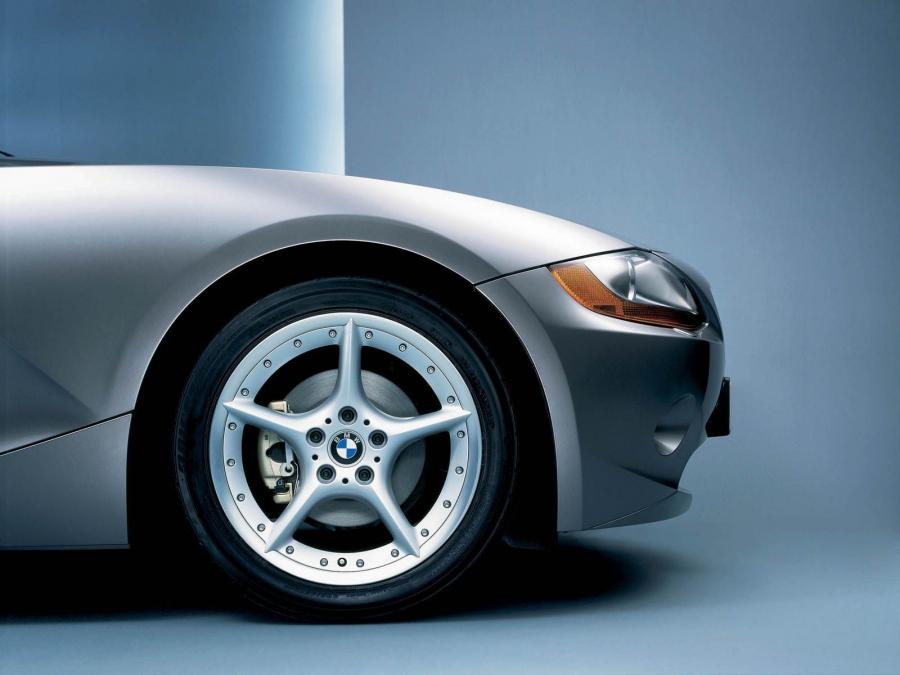  BMW Z4 2001 года  (фото 15 из 38)